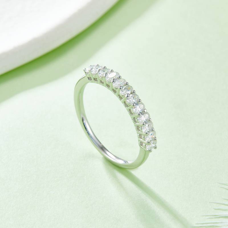 Egg shaped S925 silver plated platinum moissanite diamond women's ring 1.0 carat D-grade